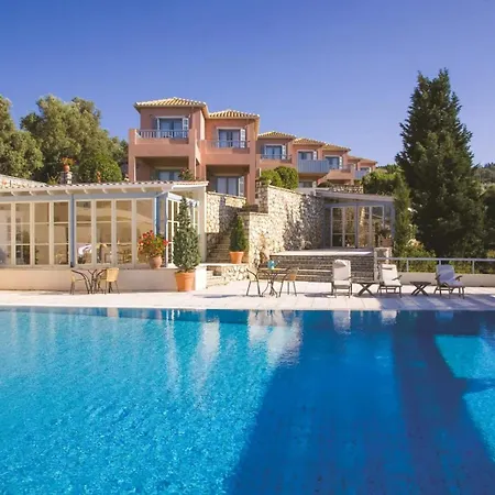 Mira Maizonettes Apartahotel 4*