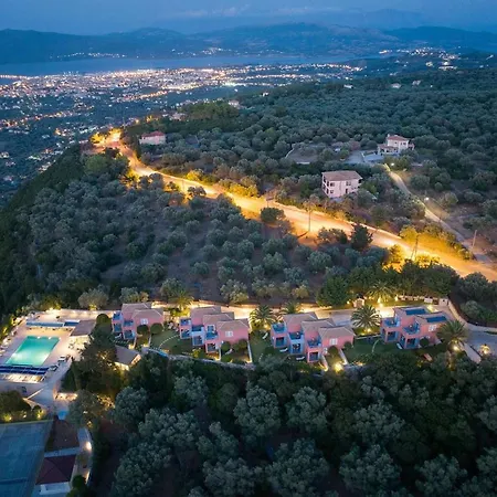 Mira Maizonettes Apartahotel 4*